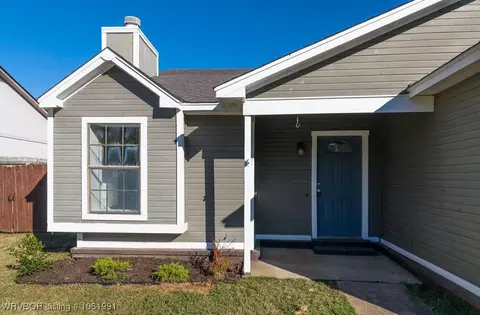 800 Heather Way, Barling, AR 72923