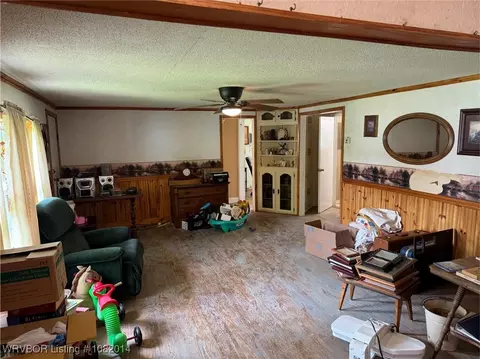 Living - 106 E Cedar St, Hackett, AR 72937 photo 2 of 2