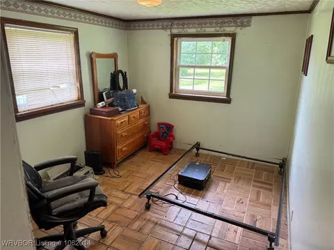Bedroom - 106 E Cedar St, Hackett, AR 72937 photo 2 of 2