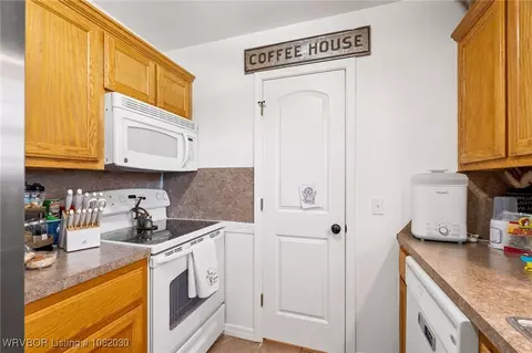 904 Gregory Ave, Pocola, OK 74902 photo 12