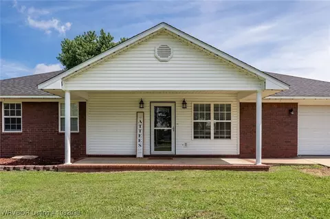 904 Gregory Ave, Pocola, OK 74902 photo 4