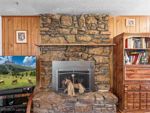 Living - 14572 Edwards Loop, Cameron, OK 74932 photo 3 of 4