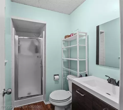 Bath - 14572 Edwards Loop, Cameron, OK 74932 photo 2 of 2
