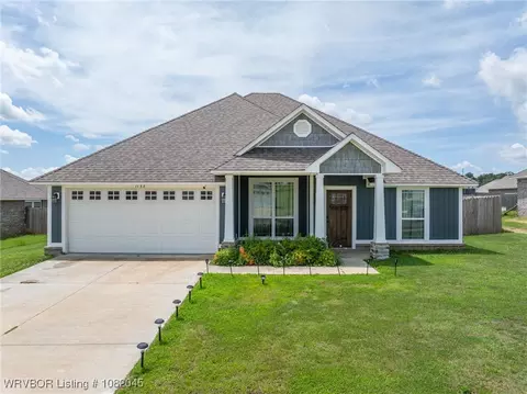 1138 Delta Dr, Van Buren, AR 72956