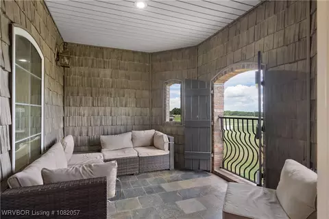 Exterior - 4504 Ridge Rd, Alma, AR 72921 photo 3 of 8