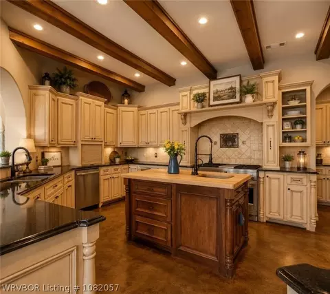 Kitchen - 4504 Ridge Rd, Alma, AR 72921 photo 1 of 3