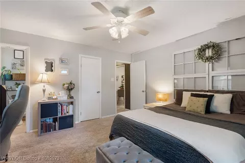 Bedroom - 1008 Pattie Ln, Barling, AR 72923 photo 2 of 5