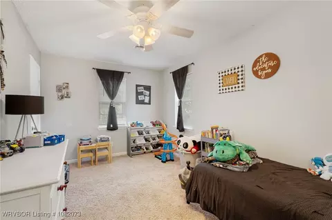 Bedroom - 1008 Pattie Ln, Barling, AR 72923 photo 4 of 5