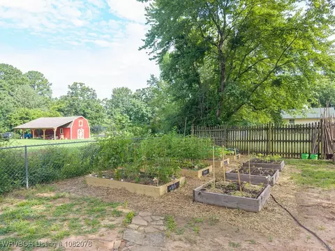 1804 Weeks Ln, Fort Smith, AR 72903 photo 6