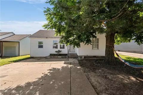 1526 Belle Ave, Fort Smith, AR 72901