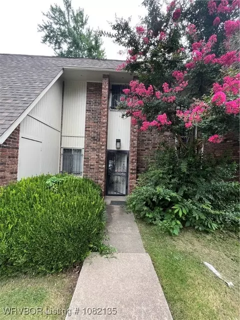 1500 S Albert Pike Ave #9, Fort Smith, AR 72903 photo 1