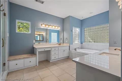 Bath - 7305 Kensington Ct, Fort Smith, AR 72903 photo 3 of 11