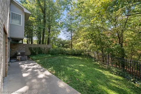 Exterior - 7305 Kensington Ct, Fort Smith, AR 72903 photo 18 of 24