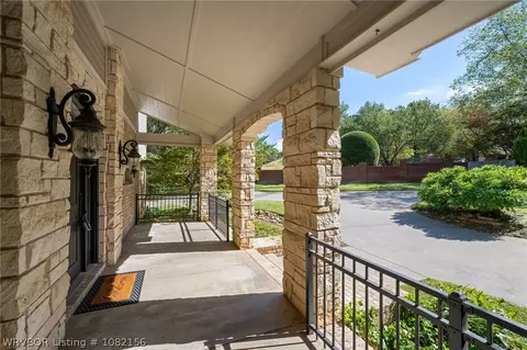 Exterior - 7305 Kensington Ct, Fort Smith, AR 72903 photo 5 of 25