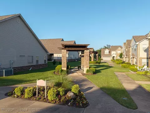 4015 Logan Ln, Fort Smith, AR 72903 photo 6