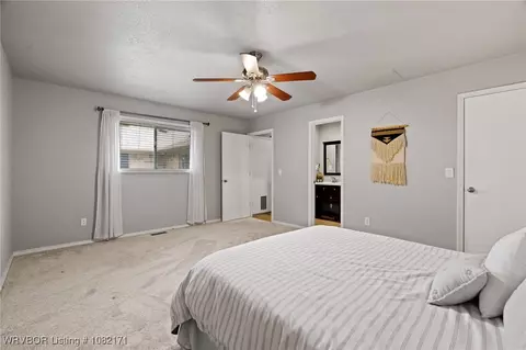Bedroom - 2016 Warwick Pl, Fort Smith, AR 72903 photo 1 of 4