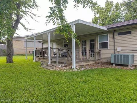 Exterior - 125 Georgetown Ln, Fort Smith, AR 72908 photo 8 of 11