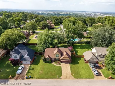 View/Area - 3017 Canongate Way, Fort Smith, AR 72908 photo 1 of 7
