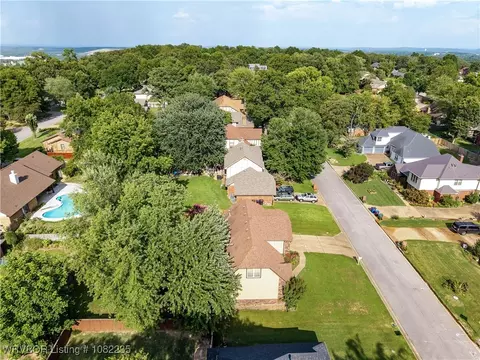 View/Area - 3017 Canongate Way, Fort Smith, AR 72908 photo 2 of 7
