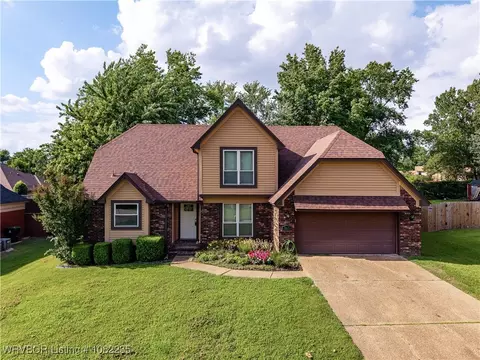 Exterior - 3017 Canongate Way, Fort Smith, AR 72908 photo 9 of 9