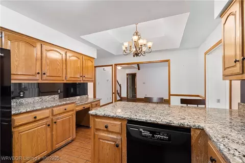 Kitchen - 3017 Canongate Way, Fort Smith, AR 72908 photo 4 of 4