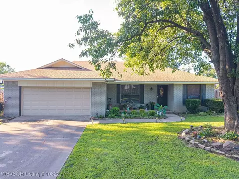 2509 Roxbury Ln, Fort Smith, AR 72908 photo 4