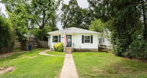 2020 S P St, Fort Smith, AR 72901