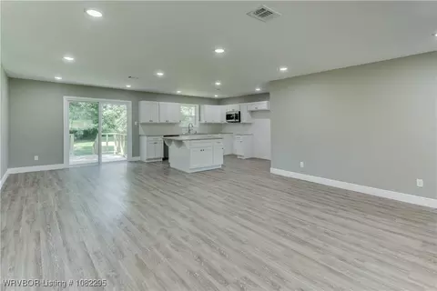 Living - 1902 E 96 Hwy, Lavaca, AR 72941 photo 3 of 7
