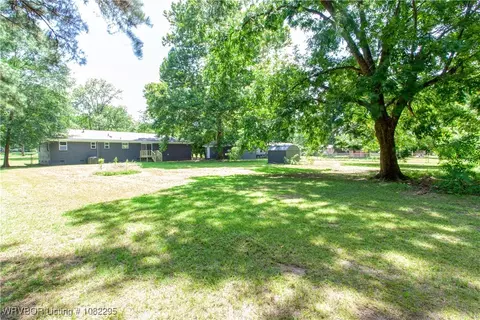 Exterior - 1902 E 96 Hwy, Lavaca, AR 72941 photo 7 of 14