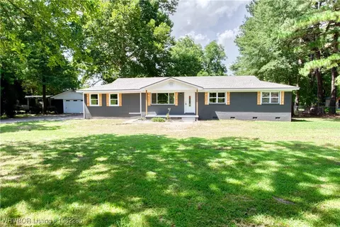1902 E 96 Hwy, Lavaca, AR 72941