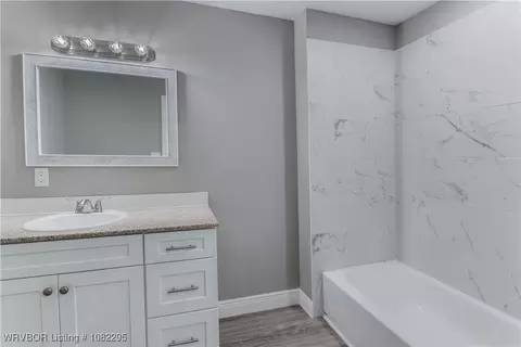 Bath - 1902 E 96 Hwy, Lavaca, AR 72941 photo 3 of 3