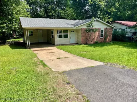 9423 Gate Nine Cutoff, Fort Smith, AR 72916