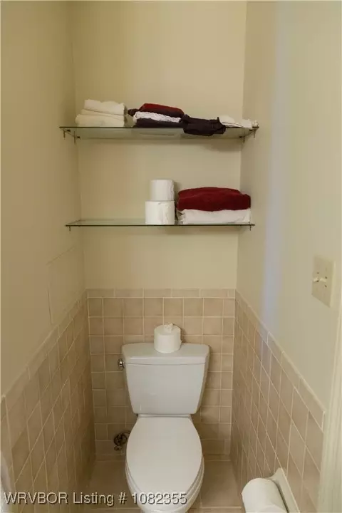 Bath - 7901 Clover Dr, Fort Smith, AR 72908 photo 5 of 6