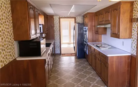 Kitchen - 7901 Clover Dr, Fort Smith, AR 72908 photo 1 of 3