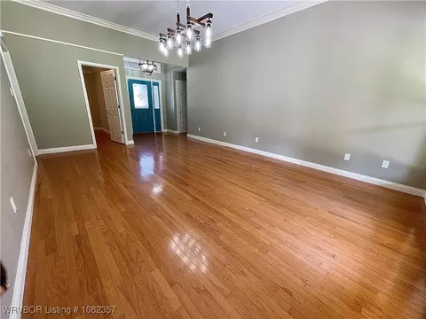 Living - 4104 Glen Flora Way, Fort Smith, AR 72908 photo 1 of 12