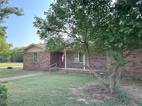 1206 Woodlawn Ave, Booneville, AR 72927
