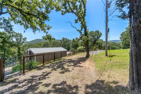 Exterior - 8721 Northshore Dr, Hackett, AR 72937 photo 1 of 8