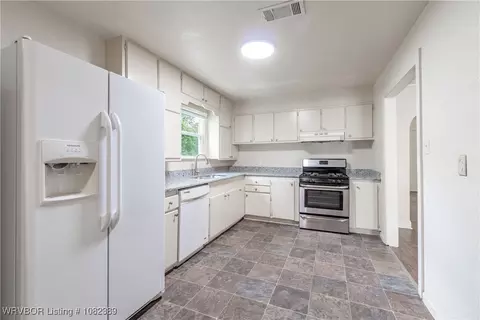3928 Jenny Lind Rd, Fort Smith, AR 72901 photo 7
