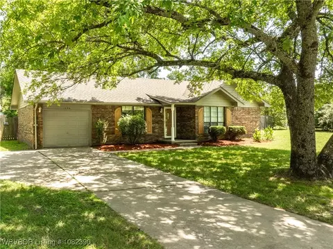1434 Eastgate Ests, Van Buren, AR 72956
