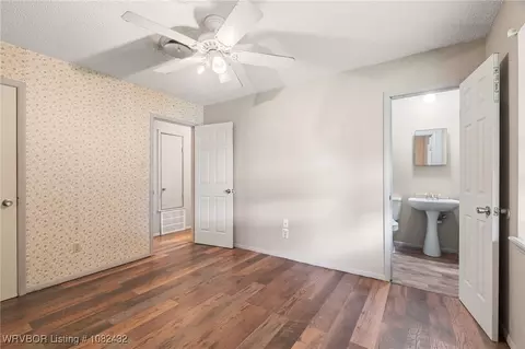 Bedroom - 1102 N St, Barling, AR 72923 photo 1 of 4