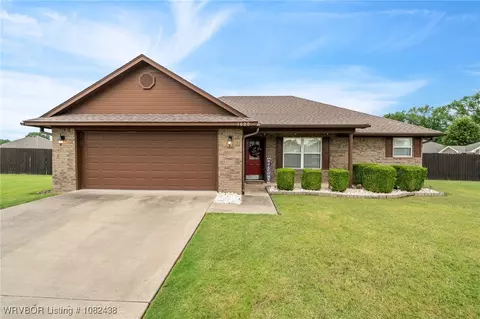 1680 Courtney Ln, Alma, AR 72921