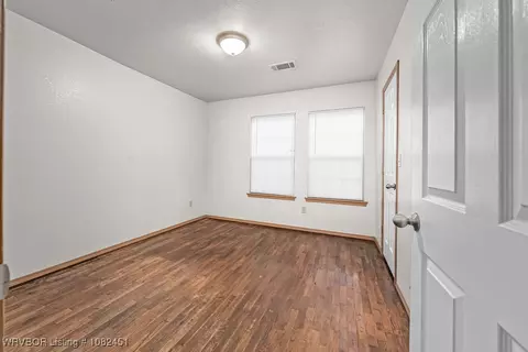 Bedroom - 4105 S 21 St, Fort Smith, AR 72903 photo 4 of 7