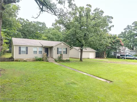 4105 S 21 St, Fort Smith, AR 72903