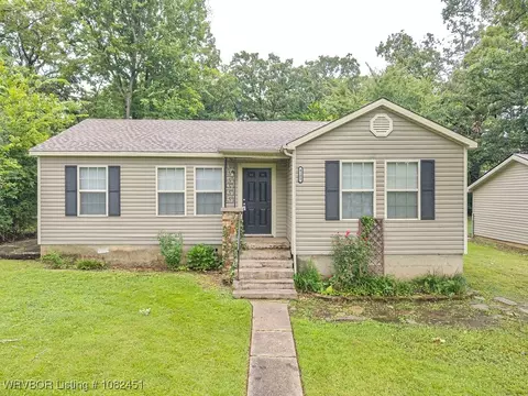 Exterior - 4105 S 21 St, Fort Smith, AR 72903 photo 2 of 8