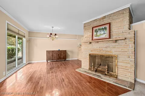 Living - 3710 S O St, Fort Smith, AR 72903 photo 2 of 5