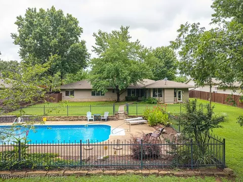Exterior - 3710 S O St, Fort Smith, AR 72903 photo 3 of 9