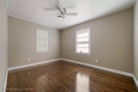 Bedroom - 4108 Dean Dr, Fort Smith, AR 72904 photo 3 of 6