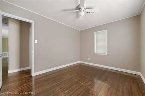Bedroom - 4108 Dean Dr, Fort Smith, AR 72904 photo 4 of 6