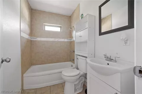 Bath - 4108 Dean Dr, Fort Smith, AR 72904 photo 1 of 1