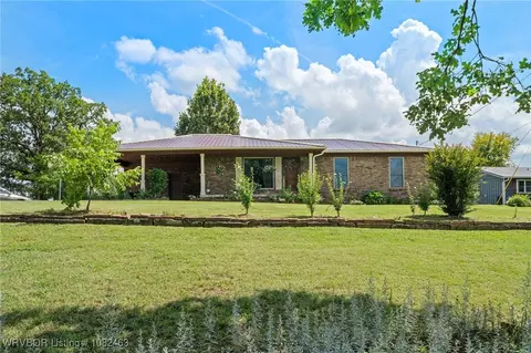 4316 Industrial Park Rd, Van Buren, AR 72956
